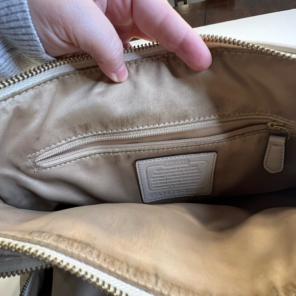 Cream/Gold Coach Purse - Picture 9 of 12